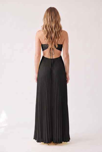 Megan | Halter Neckline Maxi Dress